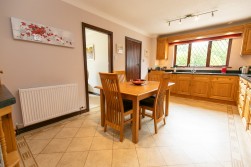 40, Farmhill Park, Douglas, Isle of Man, IM2 2ED