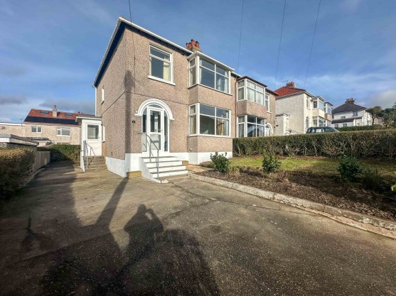25, Bray Hill, Douglas, IM2 5BF
