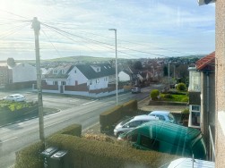 25, Bray Hill, Douglas, IM2 5BF
