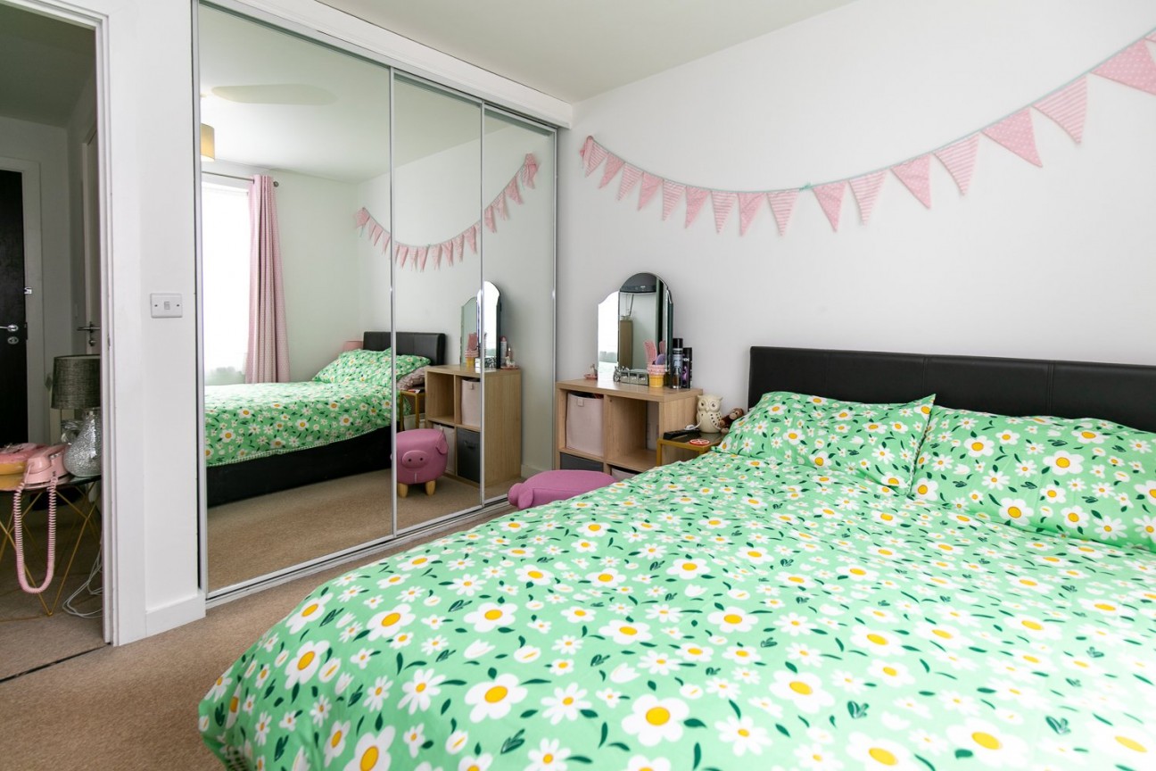 119 Spectrum Apartments, Central Promenade, Douglas, IM2 4JL