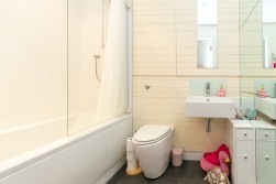 119 Spectrum Apartments, Central Promenade, Douglas, IM2 4JL