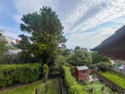 4, Croit-E-Quill Close, Laxey, IM4 7JE