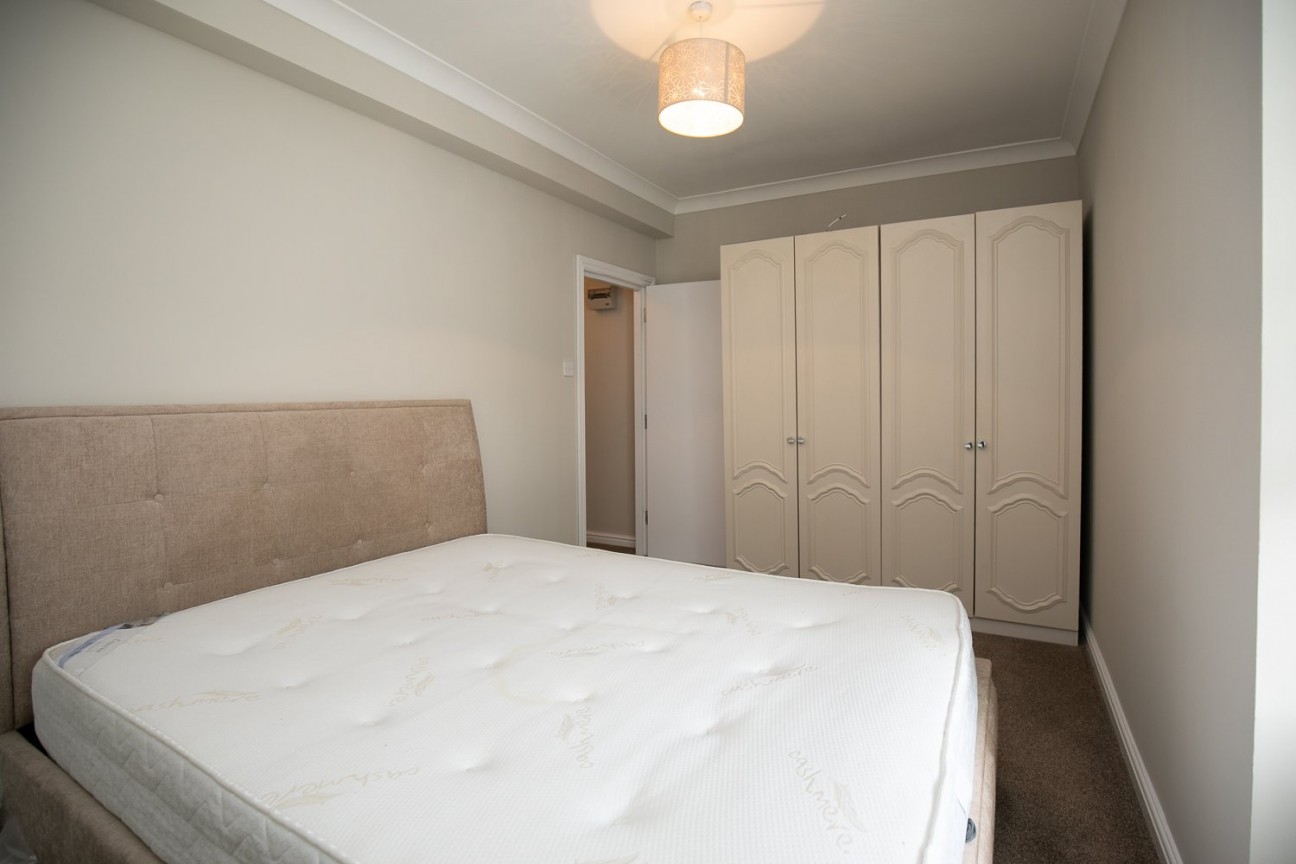 Flat 10, Angel Court, Central Promenade, Isle of Man, IM2 4LN