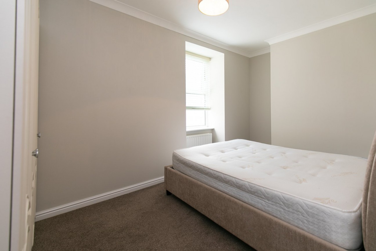 Flat 10, Angel Court, Central Promenade, Isle of Man, IM2 4LN