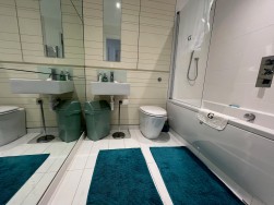 159 Spectrum Apartments, Central Promenade, Douglas, IM2 4JL