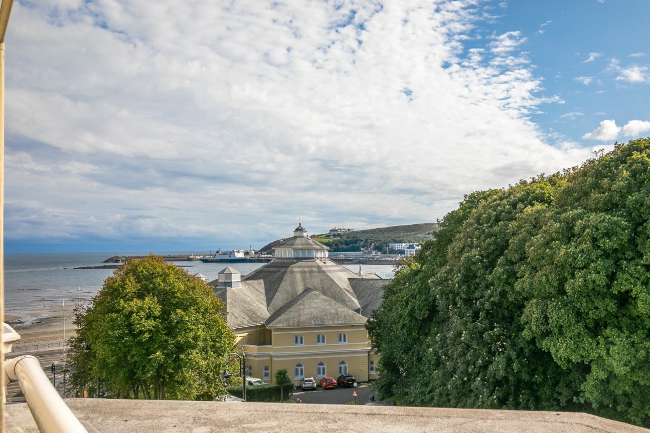 Glen Villa, Apartment 4,, 5 Sherwood Terrace, Isle of Man, IM2 4EN