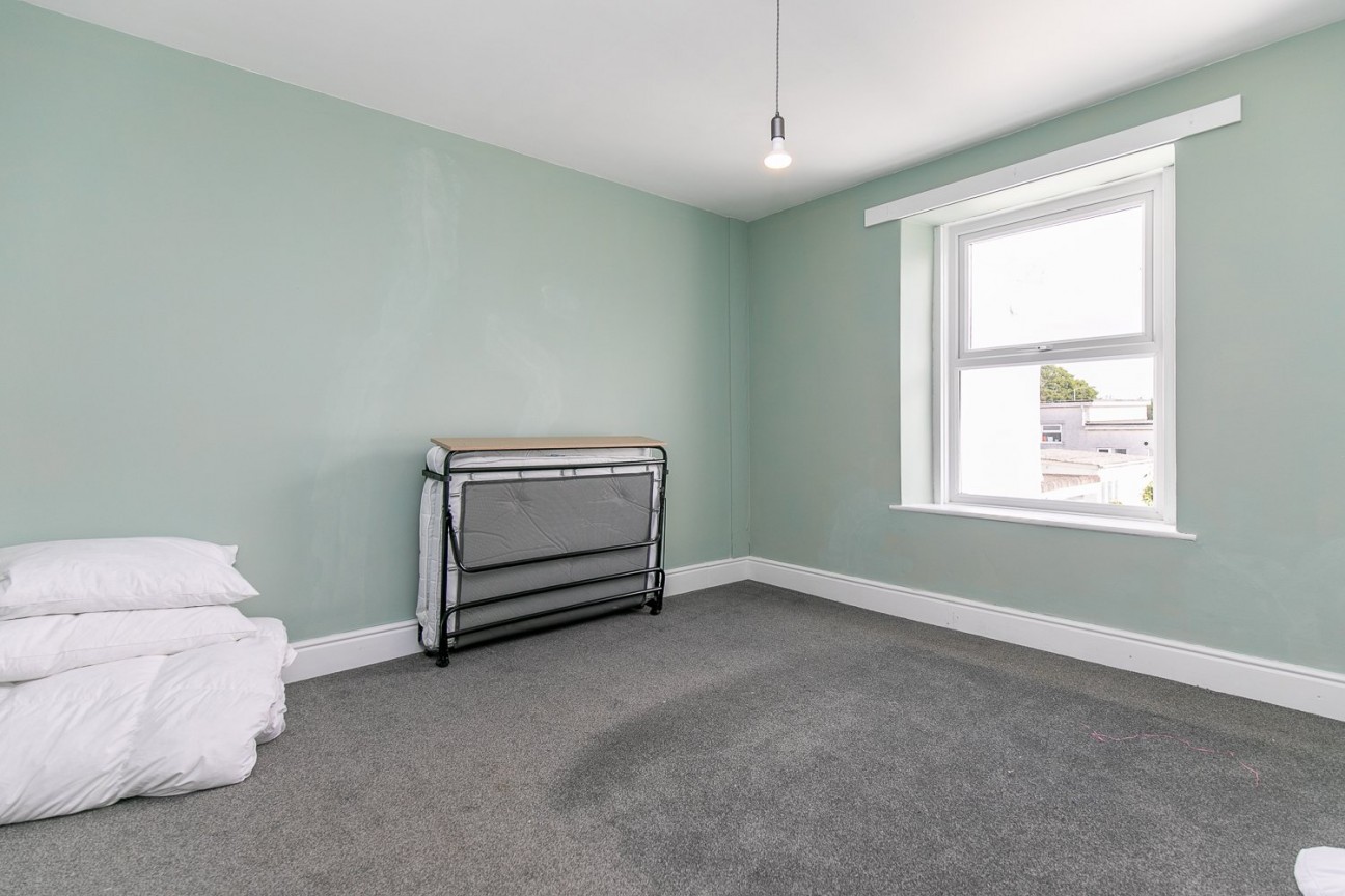 12, Victoria Avenue, Onchan, IM3 1BD