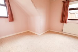 8, Hilltop View, Douglas, IM2 2LA