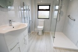 8, Hilltop View, Douglas, IM2 2LA