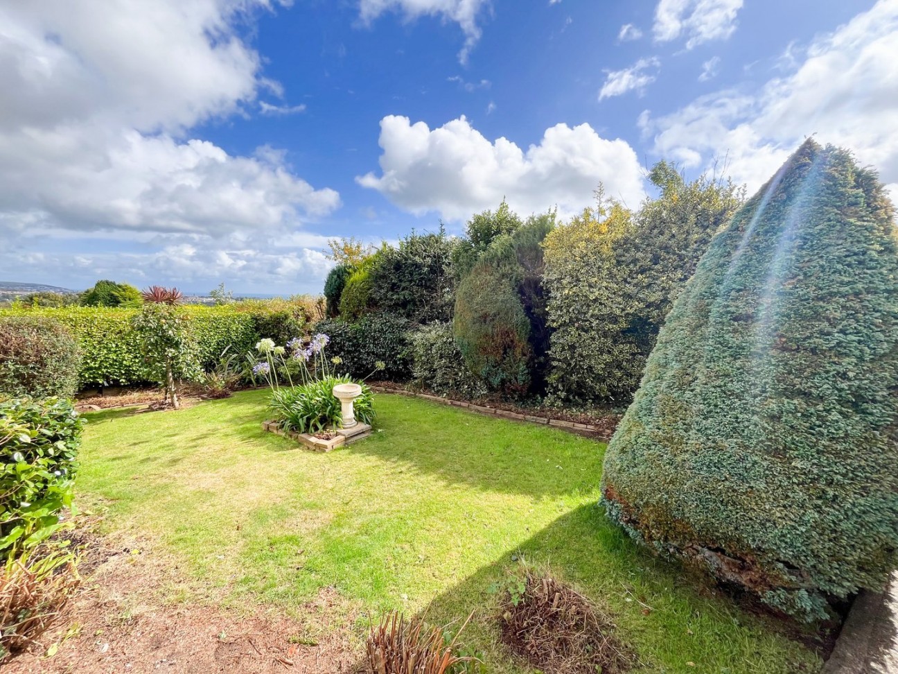 8, Hilltop View, Douglas, IM2 2LA