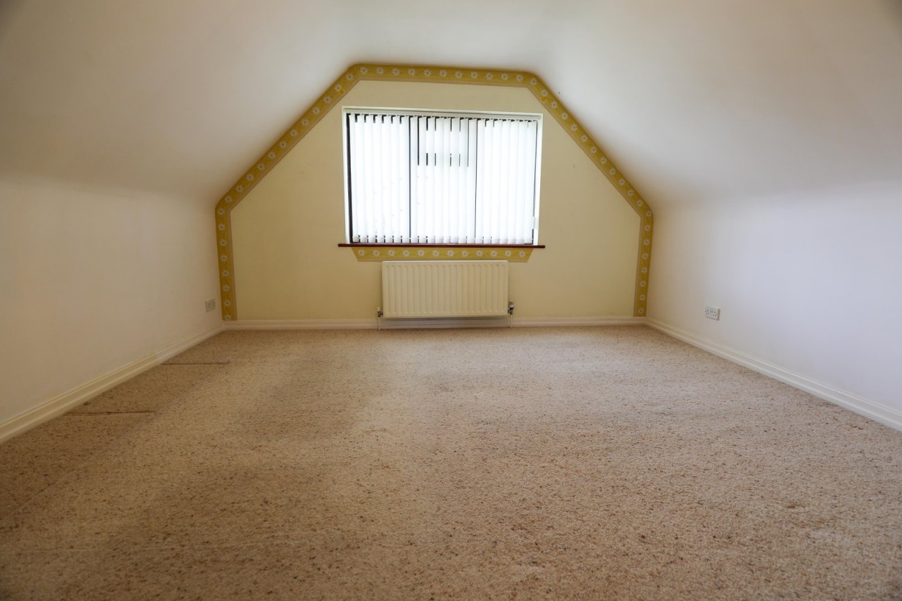 8, Hilltop View, Douglas, IM2 2LA