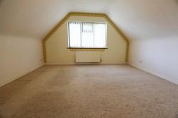 8, Hilltop View, Douglas, IM2 2LA