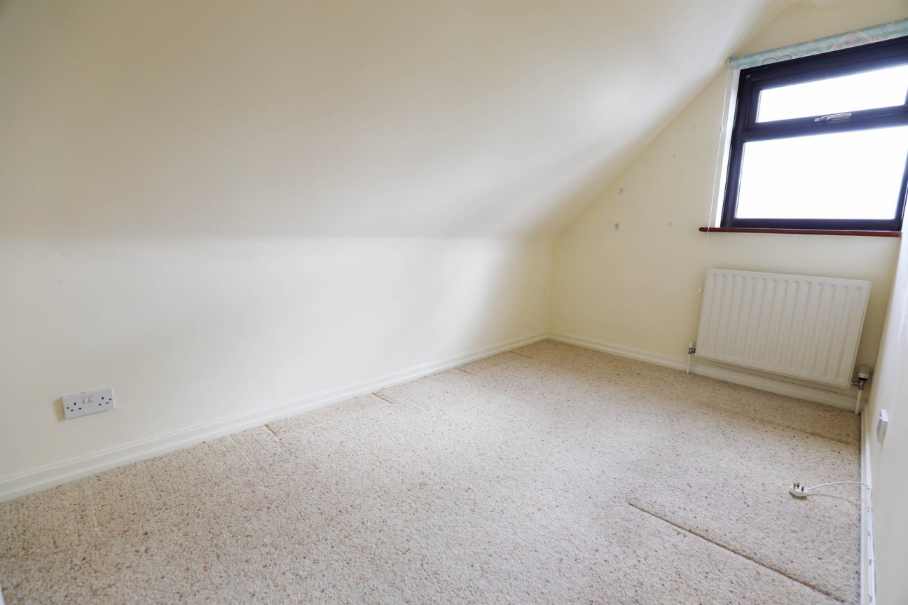 8, Hilltop View, Douglas, IM2 2LA