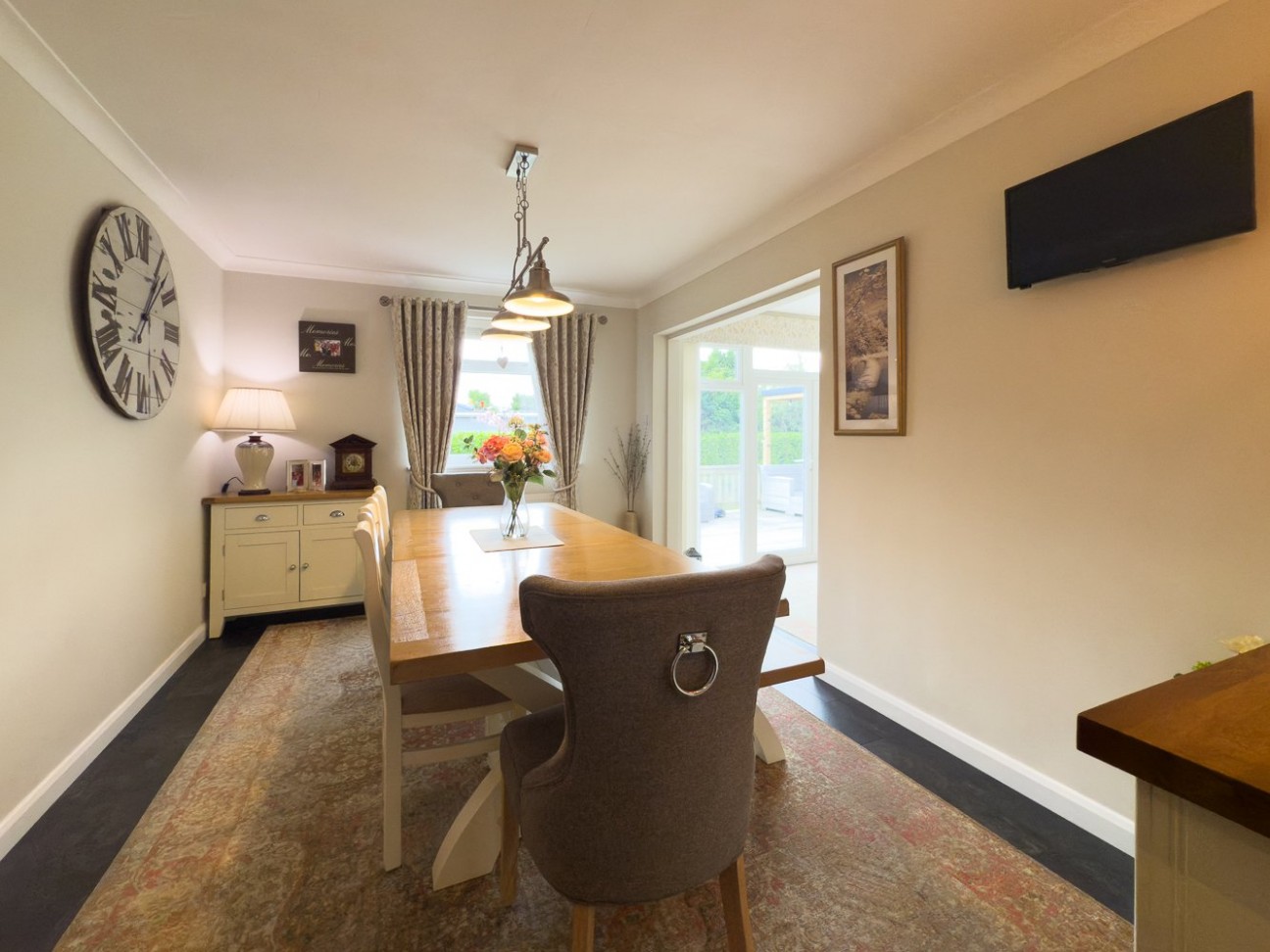 Whiteleaf, Thornhill Park, Ramsey, Isle of Man, IM8 3NB