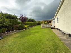 Whiteleaf, Thornhill Park, Ramsey, Isle of Man, IM8 3NB