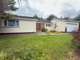 Par Three, Links Close, Peel, Isle of Man, IM5 1DG