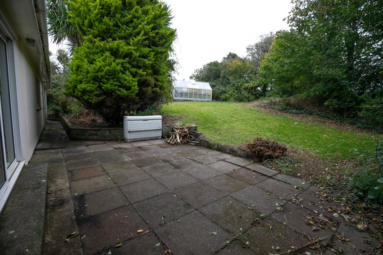 Par Three, Links Close, Peel, Isle of Man, IM5 1DG