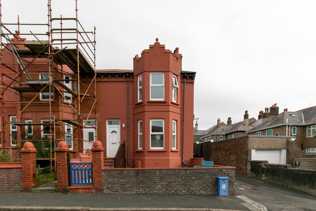 2, Hildesley Road, Isle of Man, IM2 5AZ