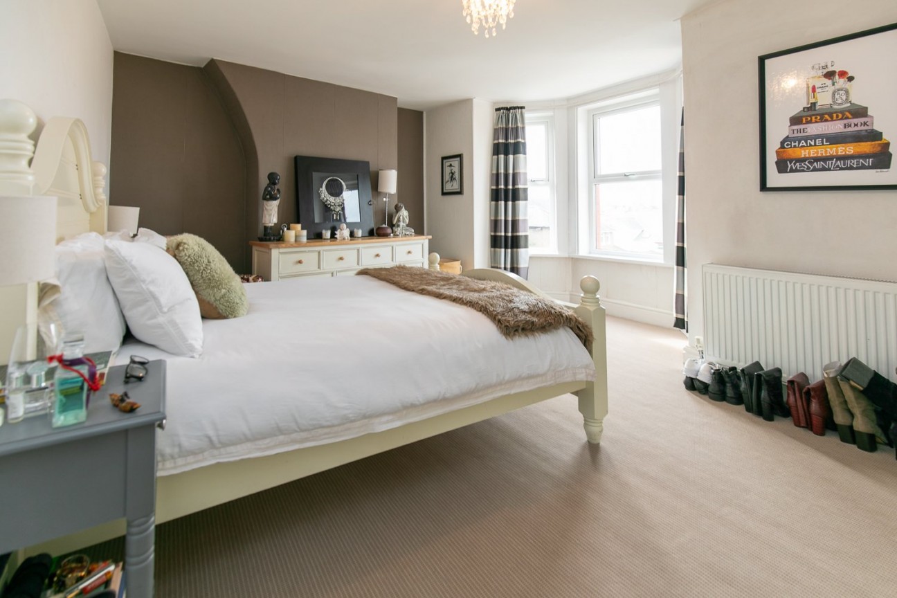 2, Hildesley Road, Isle of Man, IM2 5AZ