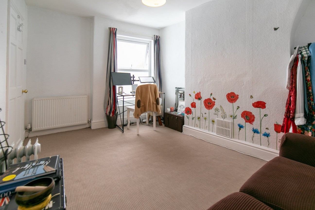 2, Hildesley Road, Isle of Man, IM2 5AZ