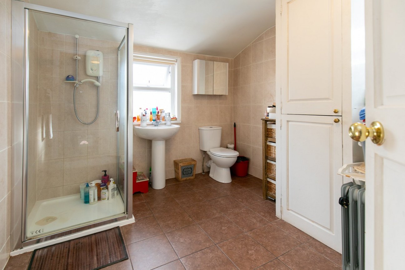 2, Hildesley Road, Isle of Man, IM2 5AZ