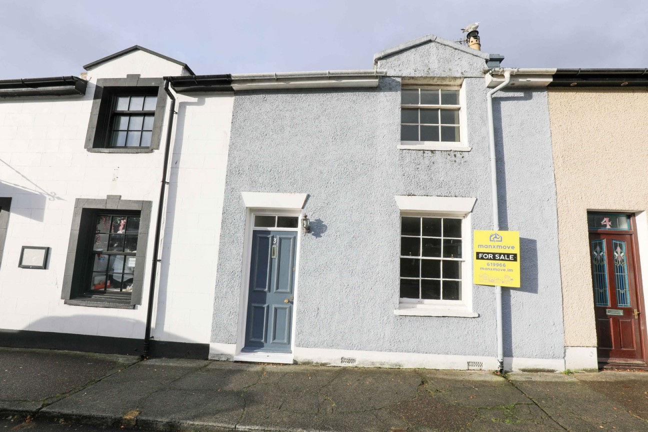 3, Dumbells Terrace, Laxey, IM4 7NY