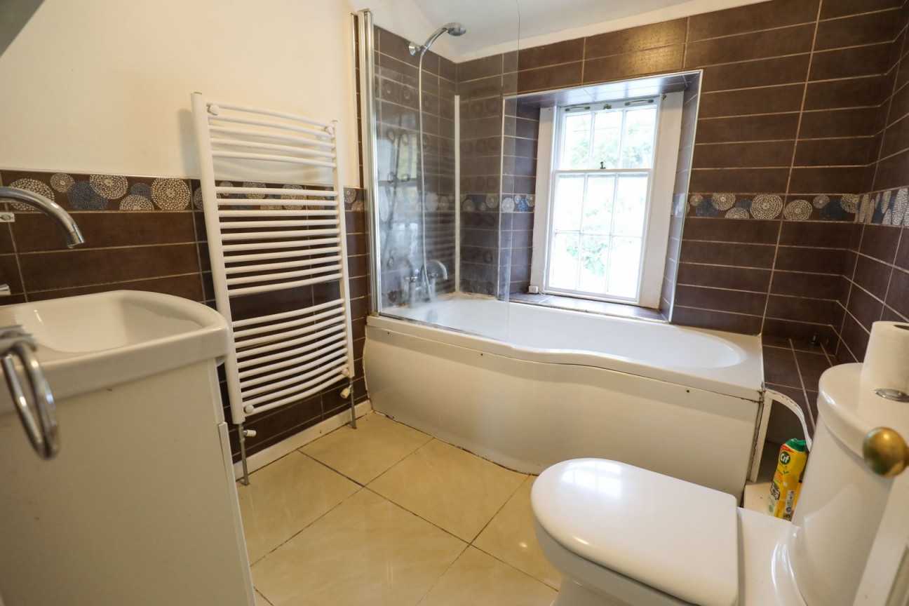 3, Dumbells Terrace, Laxey, IM4 7NY