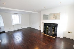 3, Dumbells Terrace, Laxey, IM4 7NY