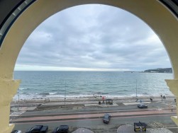 Grosvenor Court Apartments, Flat 8, 1, Central Promenade, Douglas, IM2 4LN