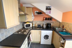 Grosvenor Court Apartments, Flat 8, 1, Central Promenade, Douglas, IM2 4LN