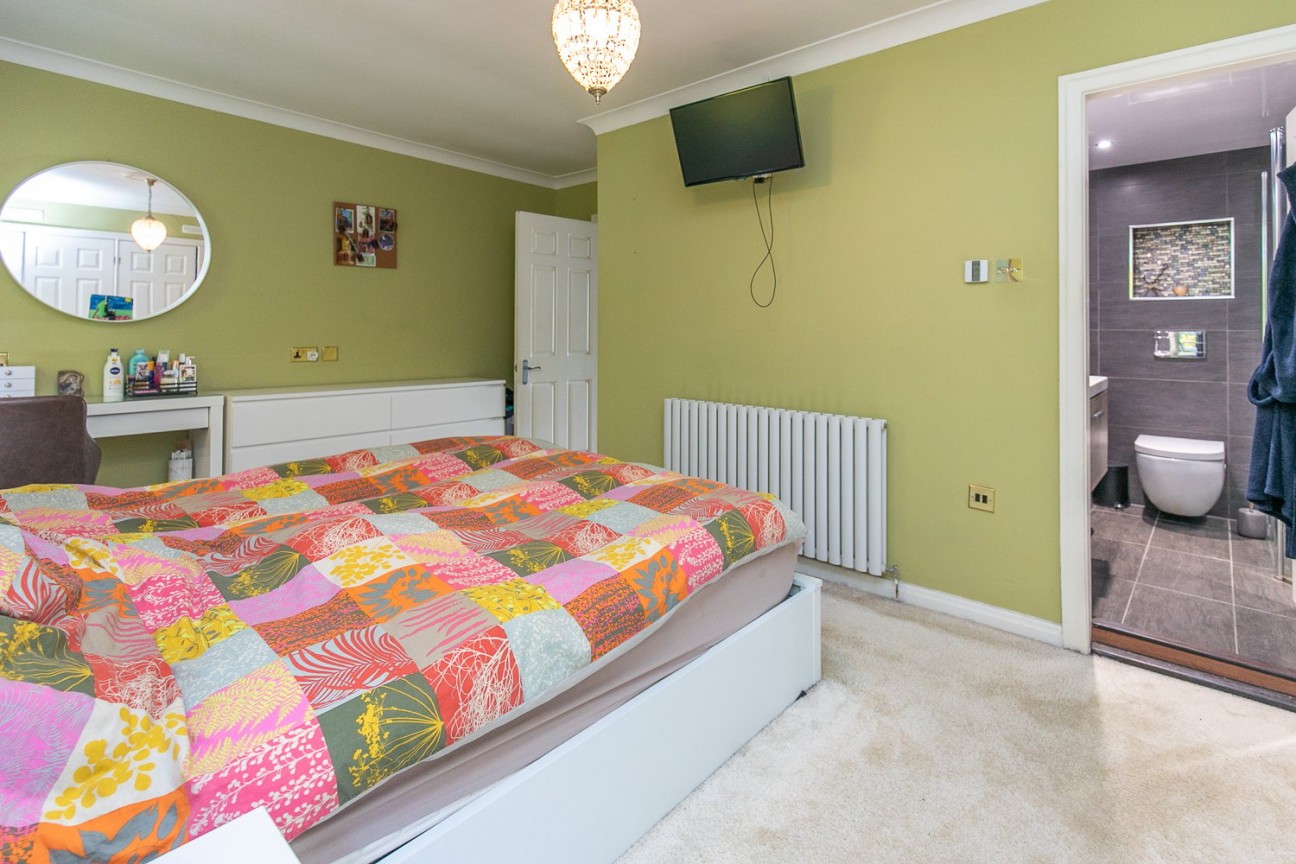Flat 8, Highgrove Mansions, Switzerland Road, Isle of Man, IM2 4NG