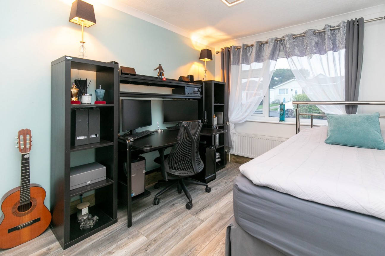 6, Glen Park Drive, Douglas, IM2 6HN