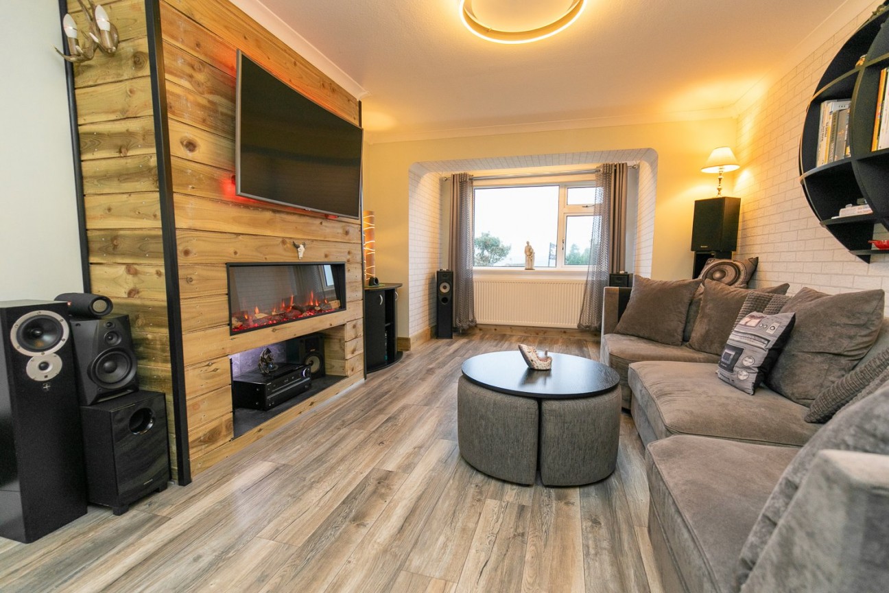 6, Glen Park Drive, Douglas, IM2 6HN