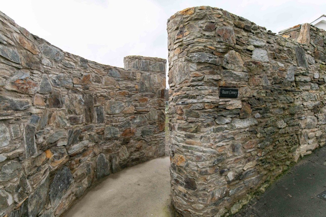 Baare Conney, Minorca Hill, Laxey, ISLE OF MAN, IM4 7EB