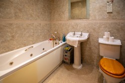 14, Stevenson Court, Douglas, IM2 2EH