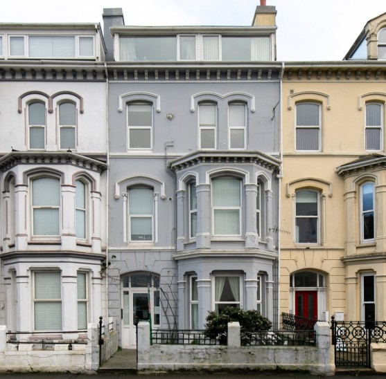 Flat 2 122 Bucks Road, Isle of Man, IM1 3AH