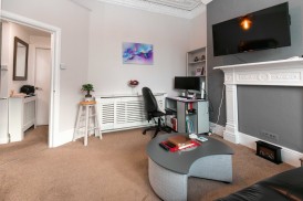 Flat 2 122 Bucks Road, Isle of Man, IM1 3AH