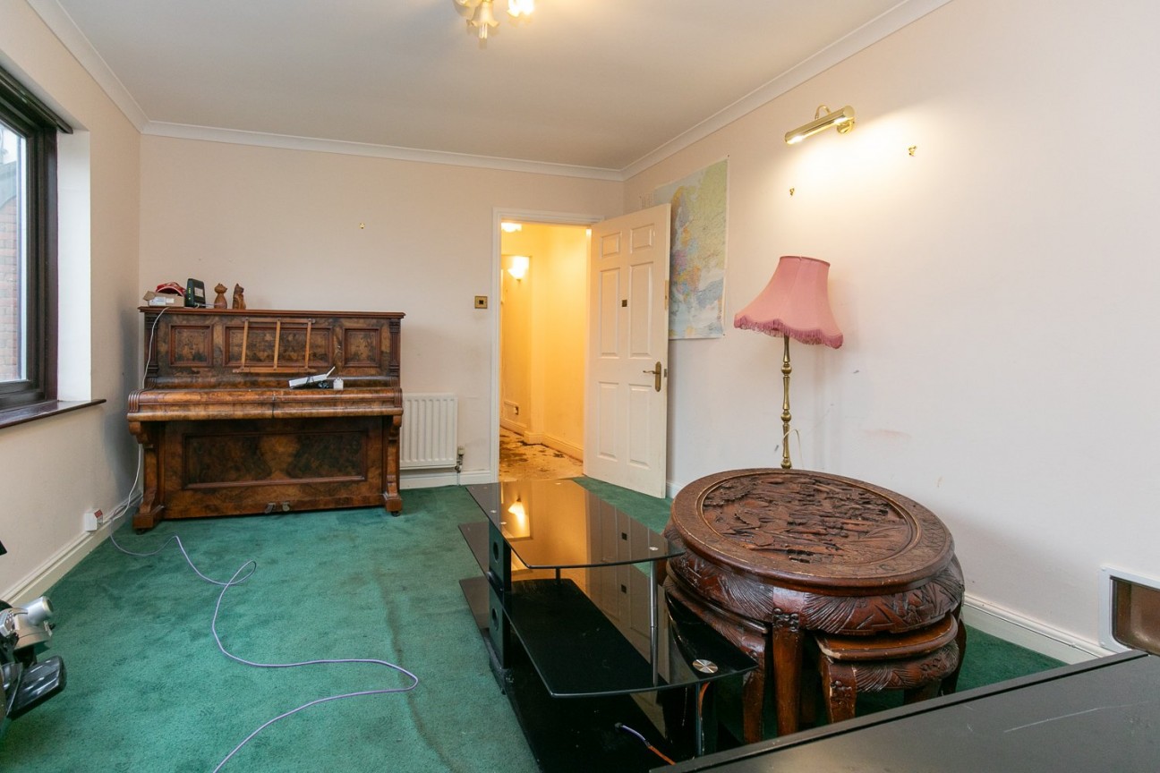 8, Beechwood Rise, Isle of Man, IM2 5NE