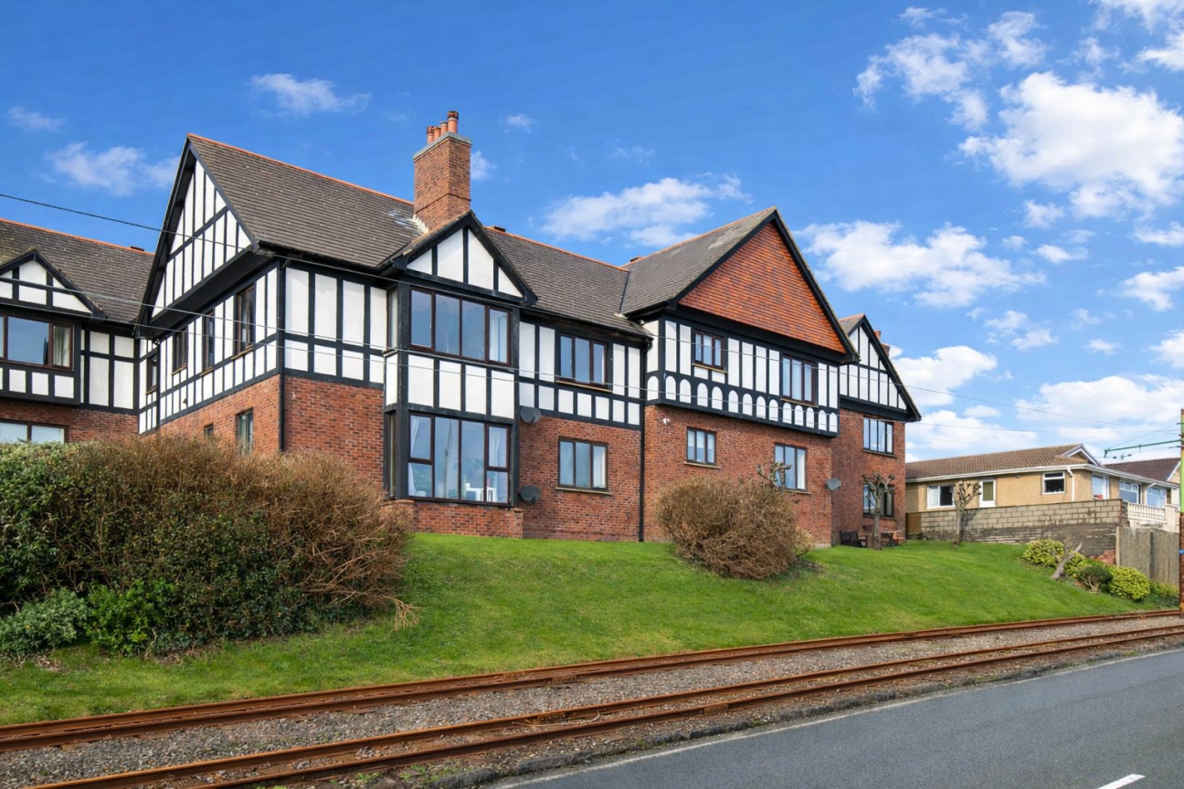 12a Douglas Bay Apartments, King Edward Close, Onchan, Isle of Man, IM3 2AF