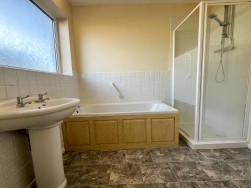 25, Cooil Breryck, Ramsey, IM8 3HL