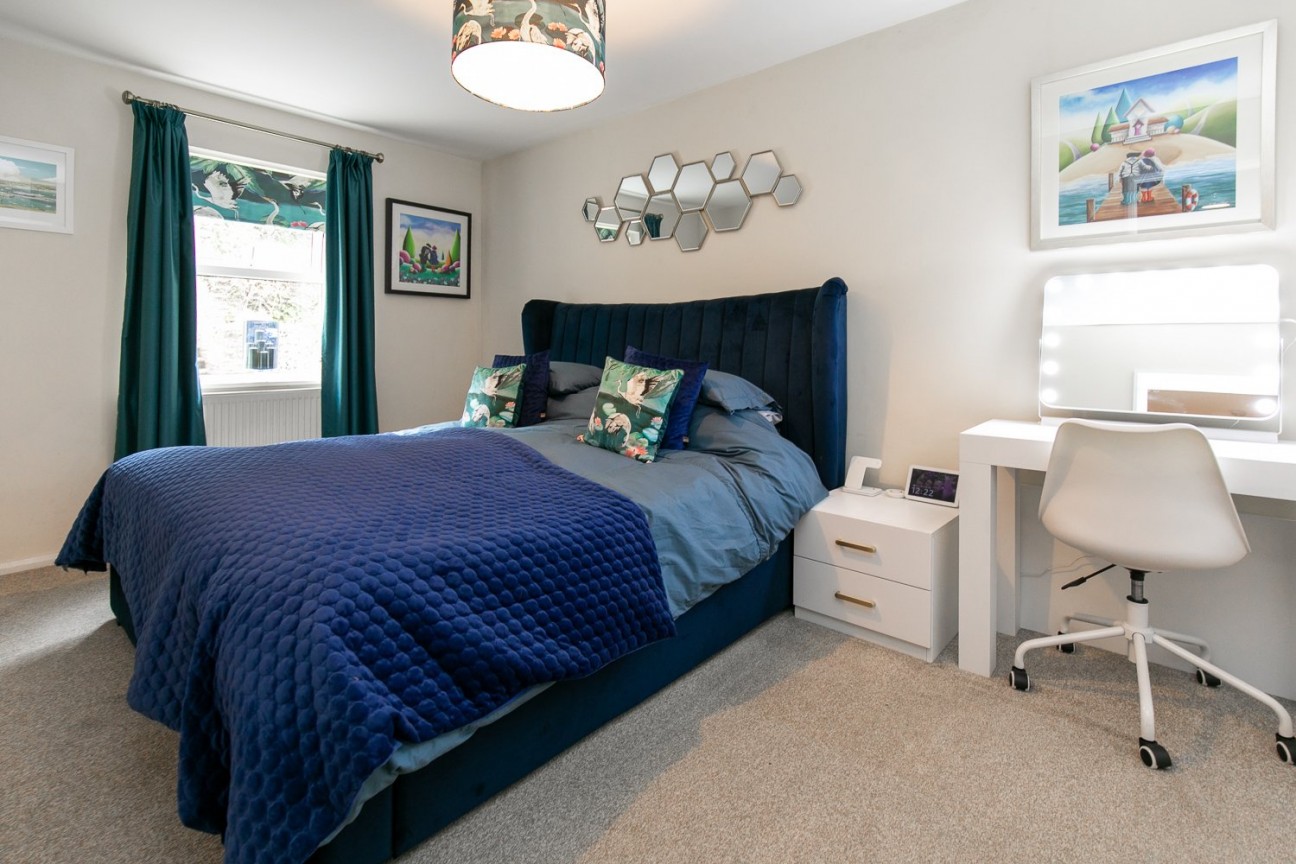 41 Piccadilly Court, Queens Promenade, IM2 4NS