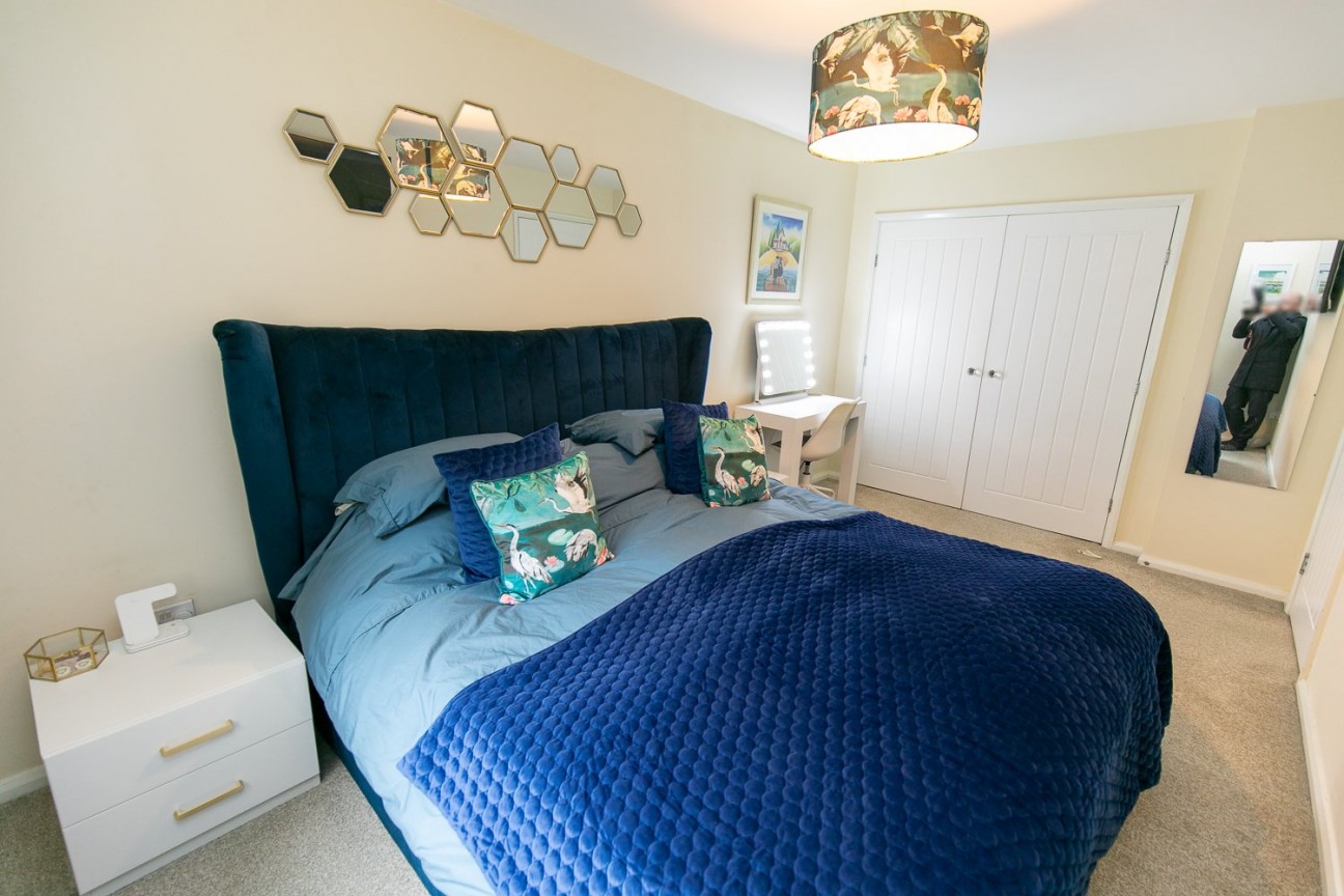 41 Piccadilly Court, Queens Promenade, IM2 4NS