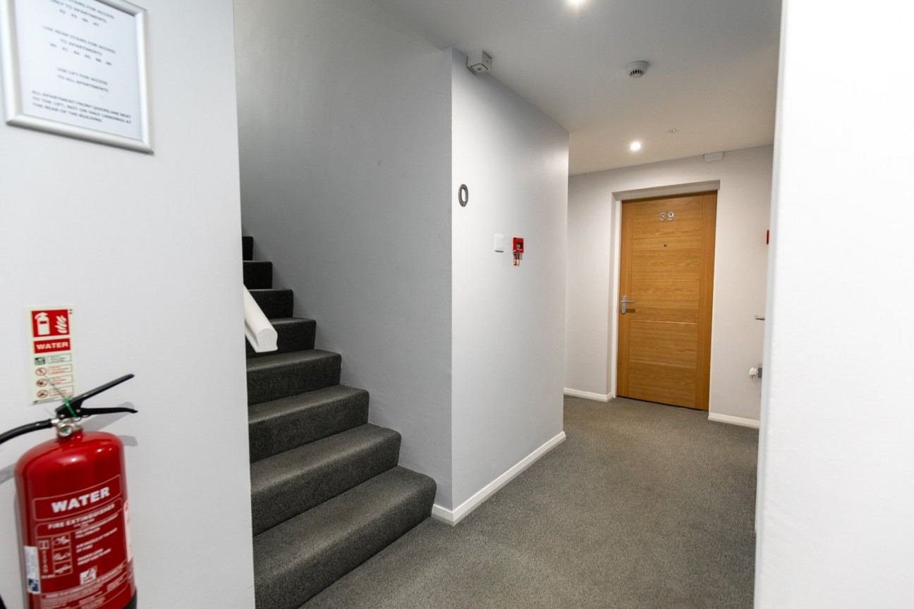 41 Piccadilly Court, Queens Promenade, IM2 4NS