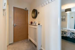 41 Piccadilly Court, Queens Promenade, IM2 4NS