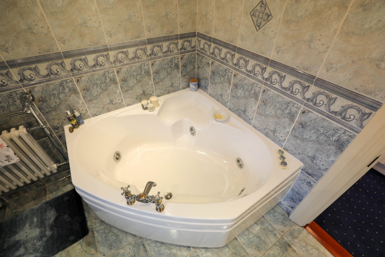 Fo Glion, 4, Lucerne Court, Douglas, IM2 6BJ