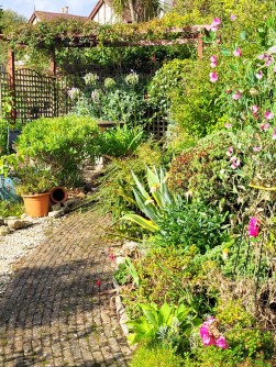 Fo Glion, 4, Lucerne Court, Douglas, IM2 6BJ