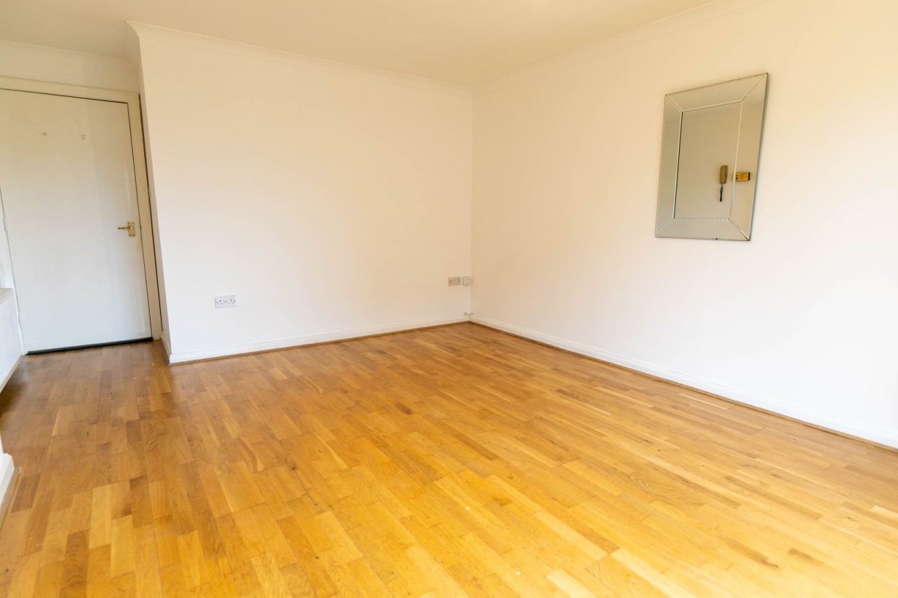 69, Saddle Mews, Douglas, IM2 1HZ