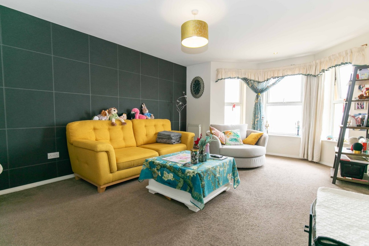 31 Piccadilly Court, Queens Promenade, Douglas, IM2 4NS