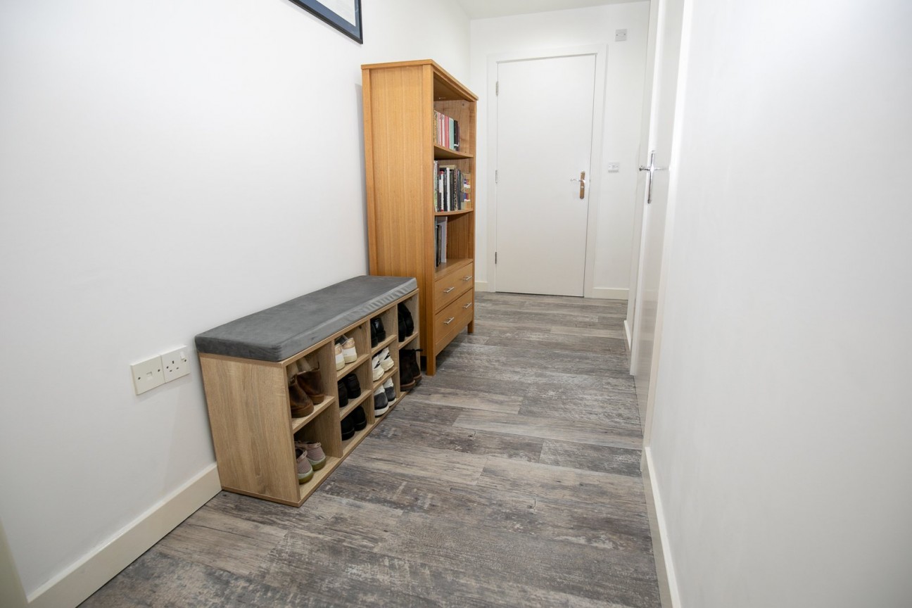 8 Queens Apartments, Palace Terrace, Douglas, IM2 4NX