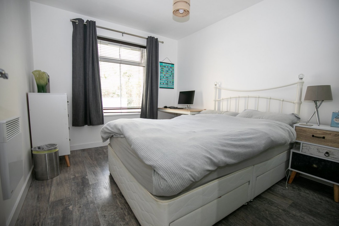 8 Queens Apartments, Palace Terrace, Douglas, IM2 4NX
